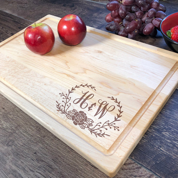 Personalized Cutting Board. Initials. Wedding Gift. M16