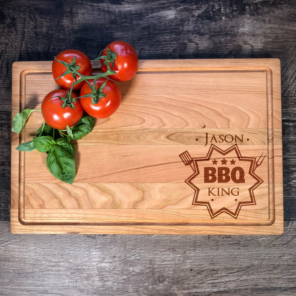 BBQ King. Engraved Cutting Board. Customizable Gifts. M39