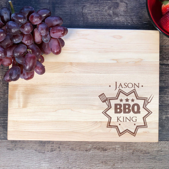 BBQ King. Engraved Cutting Board. Customizable Gifts. M39